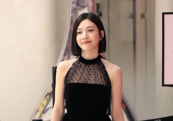 레드벨벳 조이, 예쁨 흩날리며