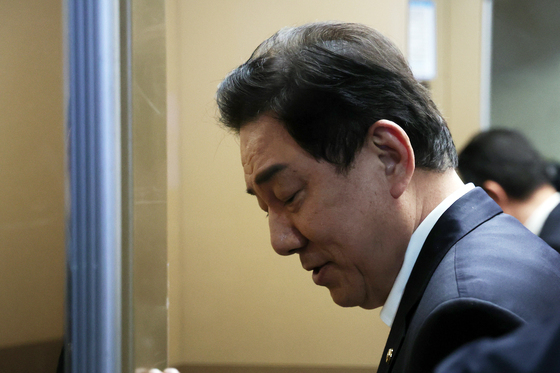 김병기, 배우자와 함께 동작구의회 '법카' 사용…구속영장 적시