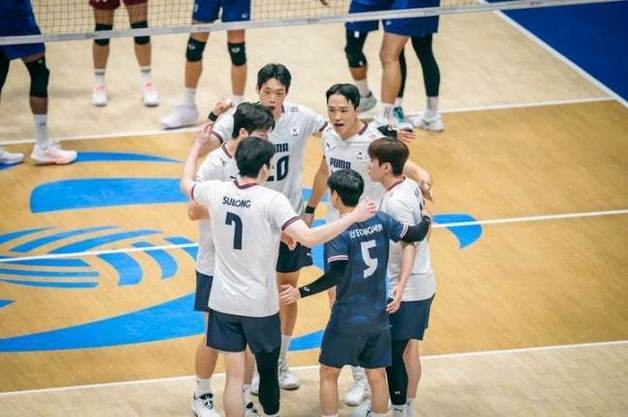 남자 배구, 박기원 감독의 태국에 패배…亞 선수권 8강은 진출
