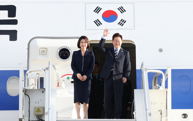 李대통령, 佛 순방 마치고 내치 복귀…개각·대미투자·파병 현안 산적