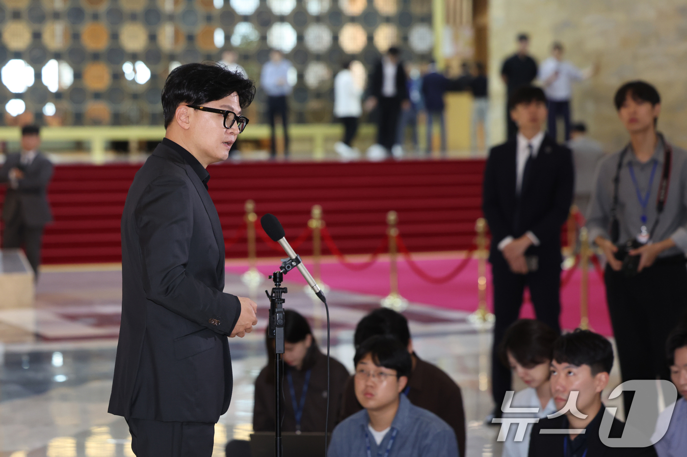(서울=뉴스1) 황기선 기자 = 한동훈 무소속 의원이 8일 오전 서울 여의도 국회에서 김승원 법무부 장관 후보자 의혹과 관련해 발언을 하고 있다.  2026.9.8/뉴스1