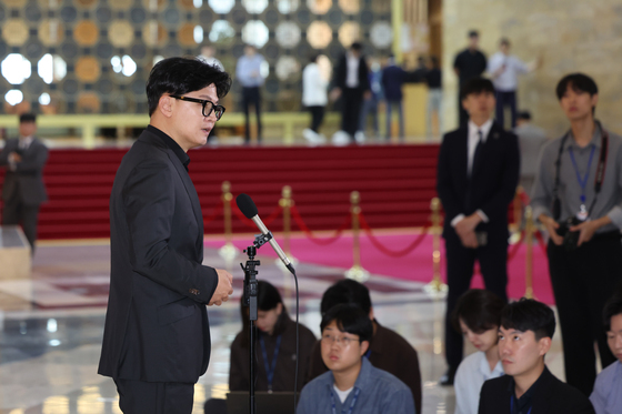 박주민 "한동훈, 檢 수사정보로 '조선제일 쪽가위'…SNS는 면책특권 없어"