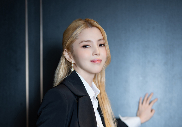 한소희 "'인턴' 리메이크 부담 아닌 영광…최민식과 하면 달라" [N인터뷰]