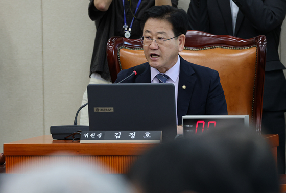 김정호 위원장, 기후에너지환경노동위원회 전체회의 주재
