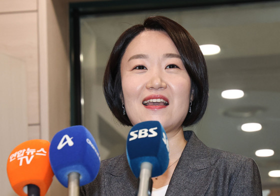 이소영 "공실 업체 용역 의혹은 허위…정상 계약·업무 수행" 반박