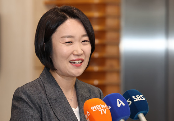 이소영 "한계 中企도 선별 지원…사업전환·채무조정 묶어 재도약"