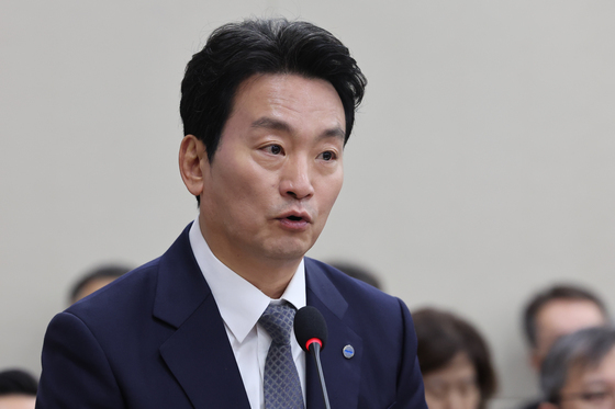 인사말하는 박장범 사장