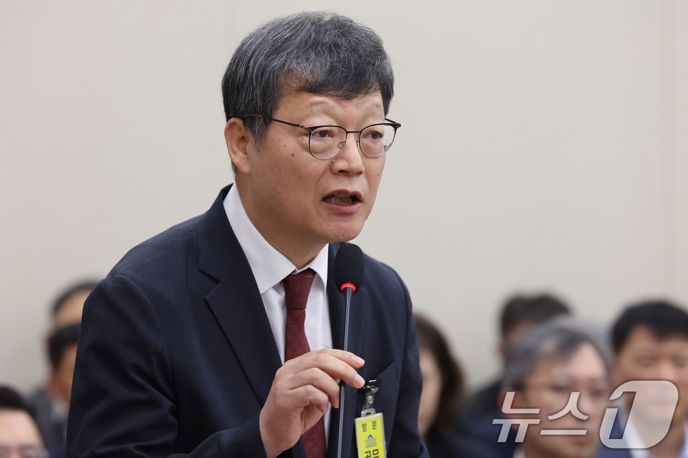 (서울=뉴스1) 황기선 기자 = 김유열 한국교육방송공사 사장이 8일 서울 여의도 국회에서 열린 과학기술정보방송통신위원회 전체회의에서 인사말을 하고 있다.  2026.9.8/뉴스1
