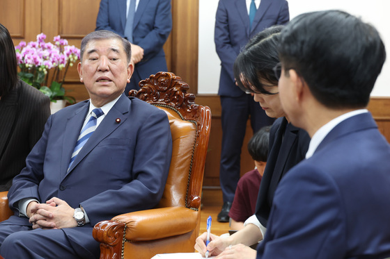 조정식 의장 예방하는 이시바 시게루