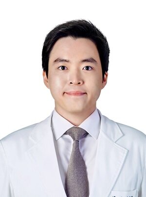 본문 이미지 - 김연욱 분당서울대병원 호흡기내과 교수. (병원 제공)