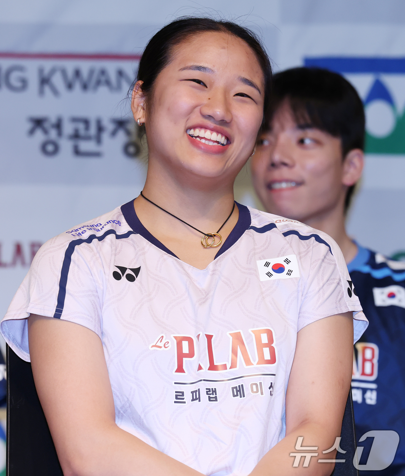 (진천=뉴스1) 김민지 기자 = 배드민턴 국가대표팀 안세영이 8일 진천 국가대표 선수촌에서 열린 2026 아이치·나고야 아시안게임 대한배드민턴협회 미디어데이에서 미소를 보이고 있다 …