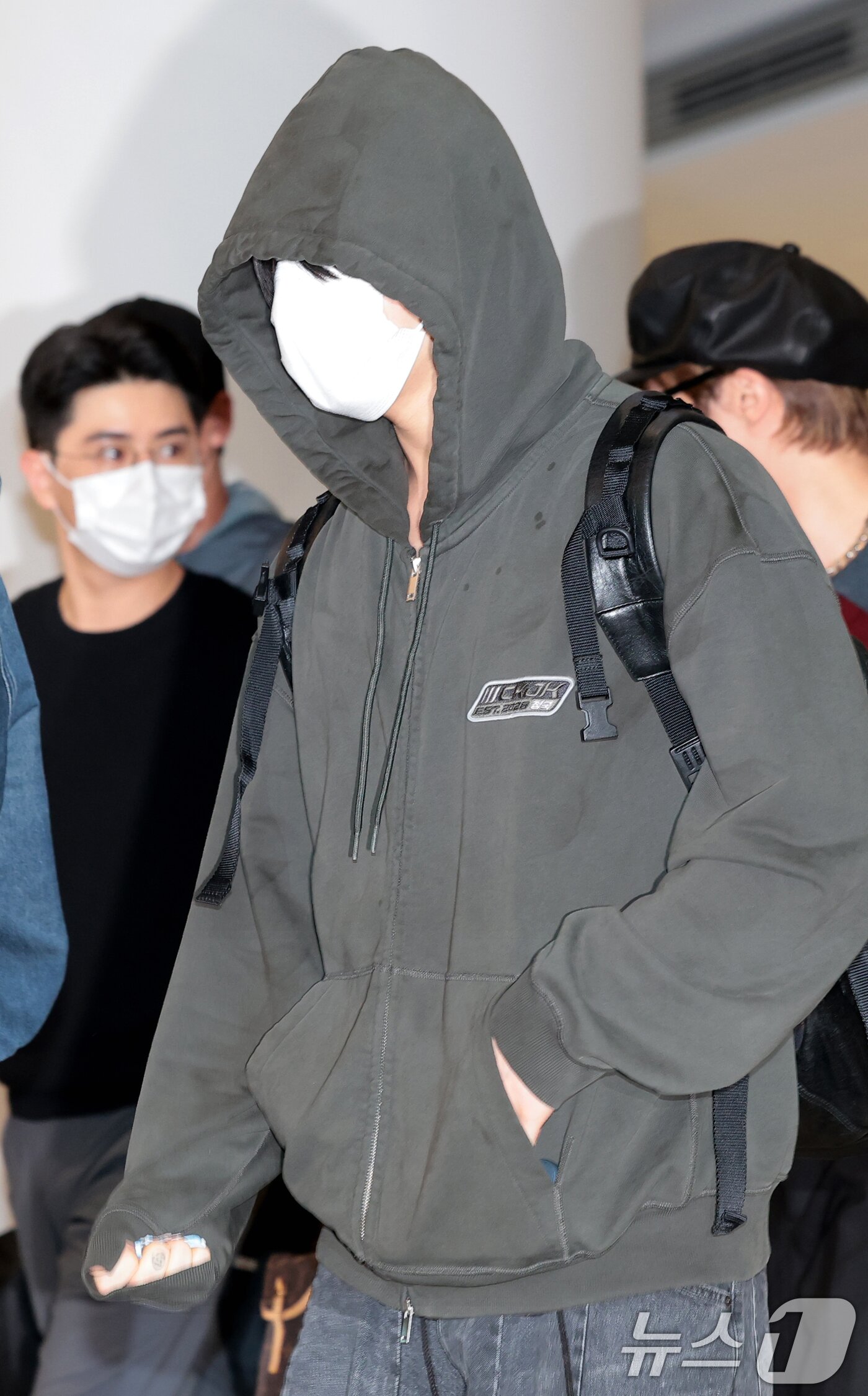 다 가려도 정국