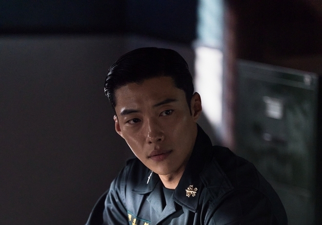우도환, '사냥개들2' 이어 '메인코2'…또 글로벌 흥행 정조준