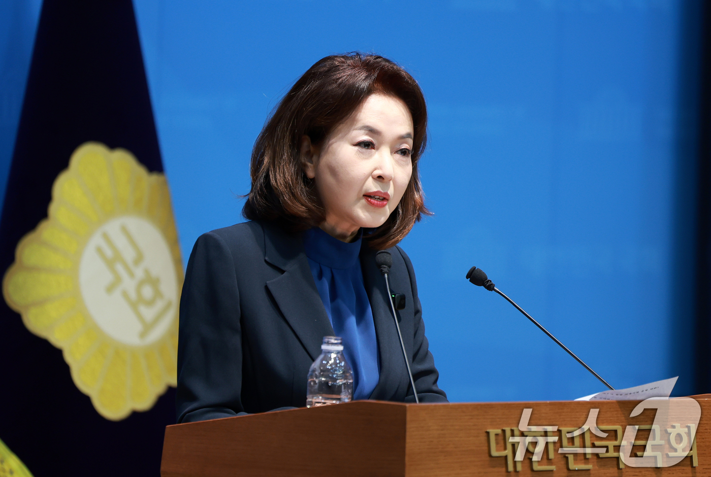 (서울=뉴스1) 이호윤 기자 = 김민전 국민의힘 의원이 9일 서울 여의도 국회 기자회견장에서 김승원 법무부장관 후보 배우자 불법 교육시설 운영 관련 기자회견을 하고 있다. 2026 …