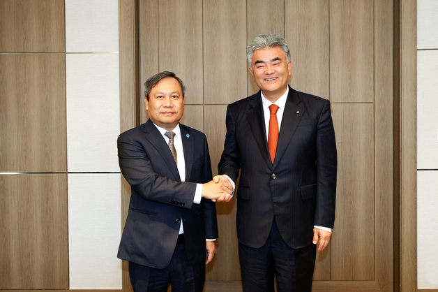 정원주 대우건설 회장, 하노이 시장 만나 스타레이크 협력 논의
