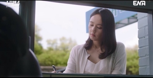한가인, '도플갱어급 닮은꼴' 김동준 친누나로 '신병4' 깜짝 등장…부대 발칵