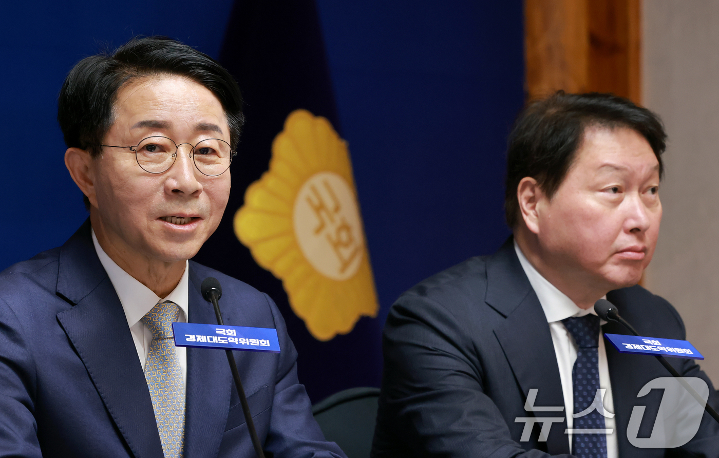 (서울=뉴스1) 이호윤 기자 = 조정식 국회의장이 9일 서울 여의도 국회 사랑재에서 열린 경제대도약위원회 출범식에 공동위원장 자격으로 참석해 인사말하고 있다. (공동취재) 2026 …