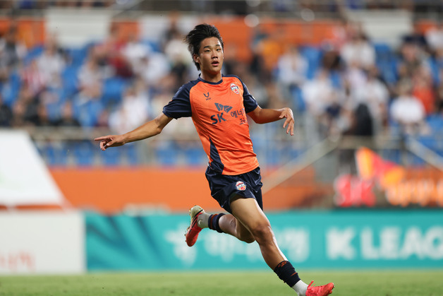 제주 신예 유승재, LA FC2 임대…"손흥민 선배 있는 LA서 성장할 것"