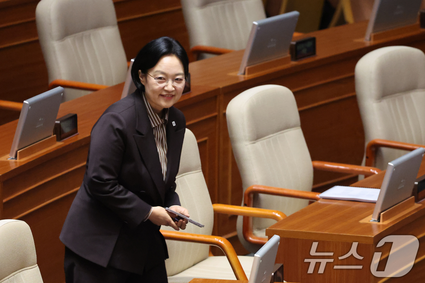 (서울=뉴스1) 황기선 기자 = 한성숙 국무총리가 9일 오후 서울 여의도 국회에서 열린 제439회국회(정기회) 제5차 본회의에 참석하고 있다.  2026.9.9/뉴스1