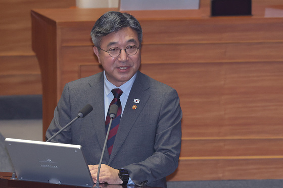 윤호중 "경찰 수사인력 부족에 업무 조정…약 4000명 추가 투입"