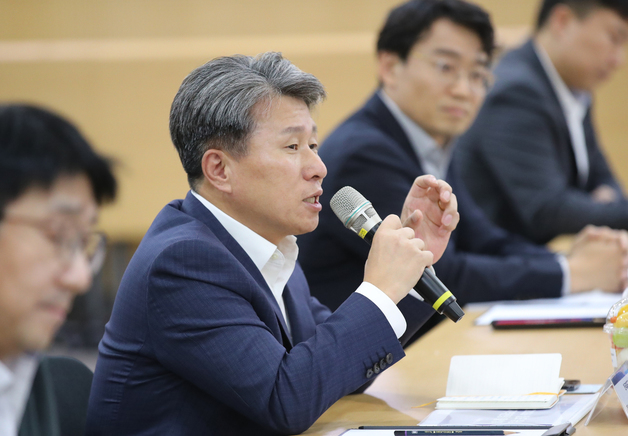 인사말하는 최은주 코레일 부사장