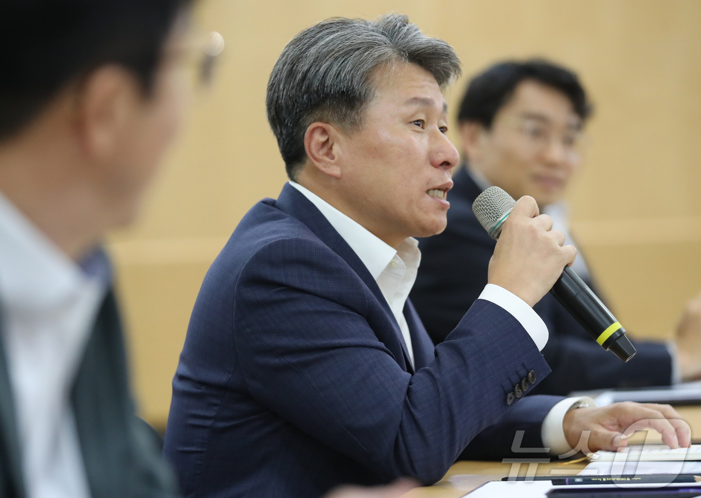 (대전=뉴스1) 김기태 기자 = 최은주 코레일 부사장이 9일 대전 동구 코레일 본사에서 열린 인구감소지역 철도관광 활성화 워크숍에서 인사말을 하고 있다. 이날 워크숍에서는 정부·지 …