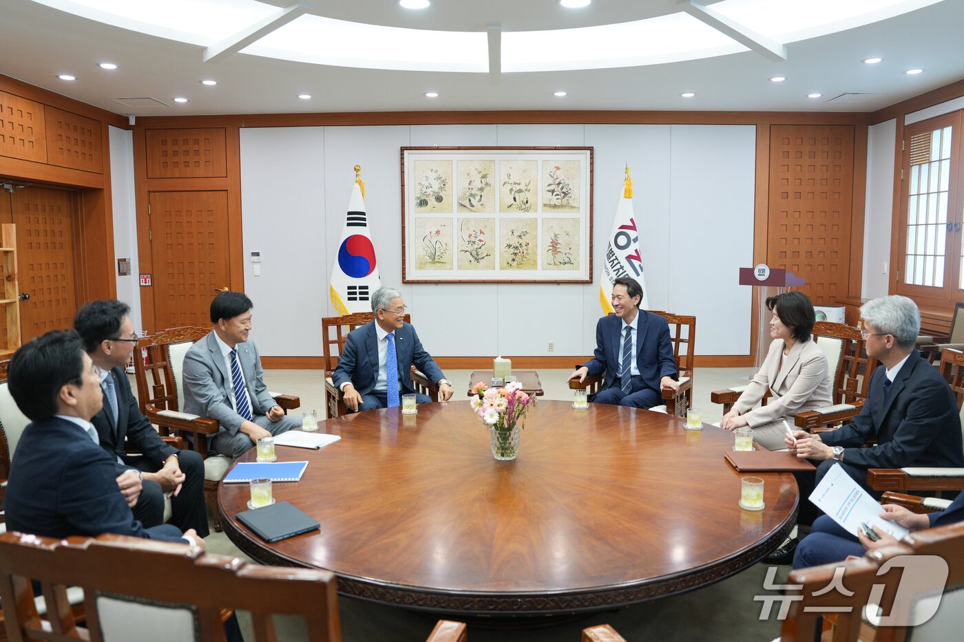본문 이미지 - 강원도-한전, '강원 AI데이터센터' 성공적 추진 위한 업무협약식.(강원도 제공. 재판매 및 DB금지)/뉴스1