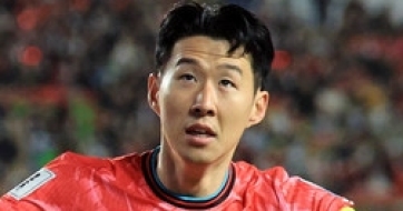 "손흥민 아이 임신"…수억 요구한 20대 협박 여성·40대 공범 체포